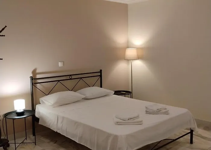 Summer Apartamento Calamata